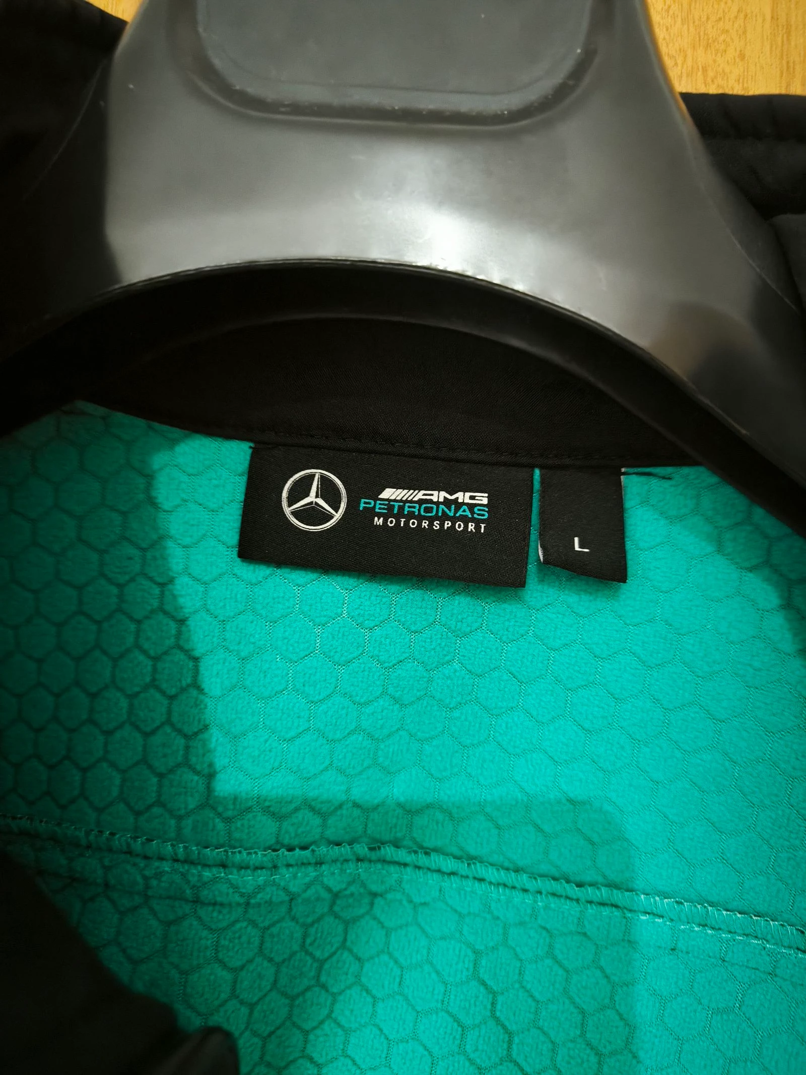 Softgel Mercedes AMG coat – photo 5